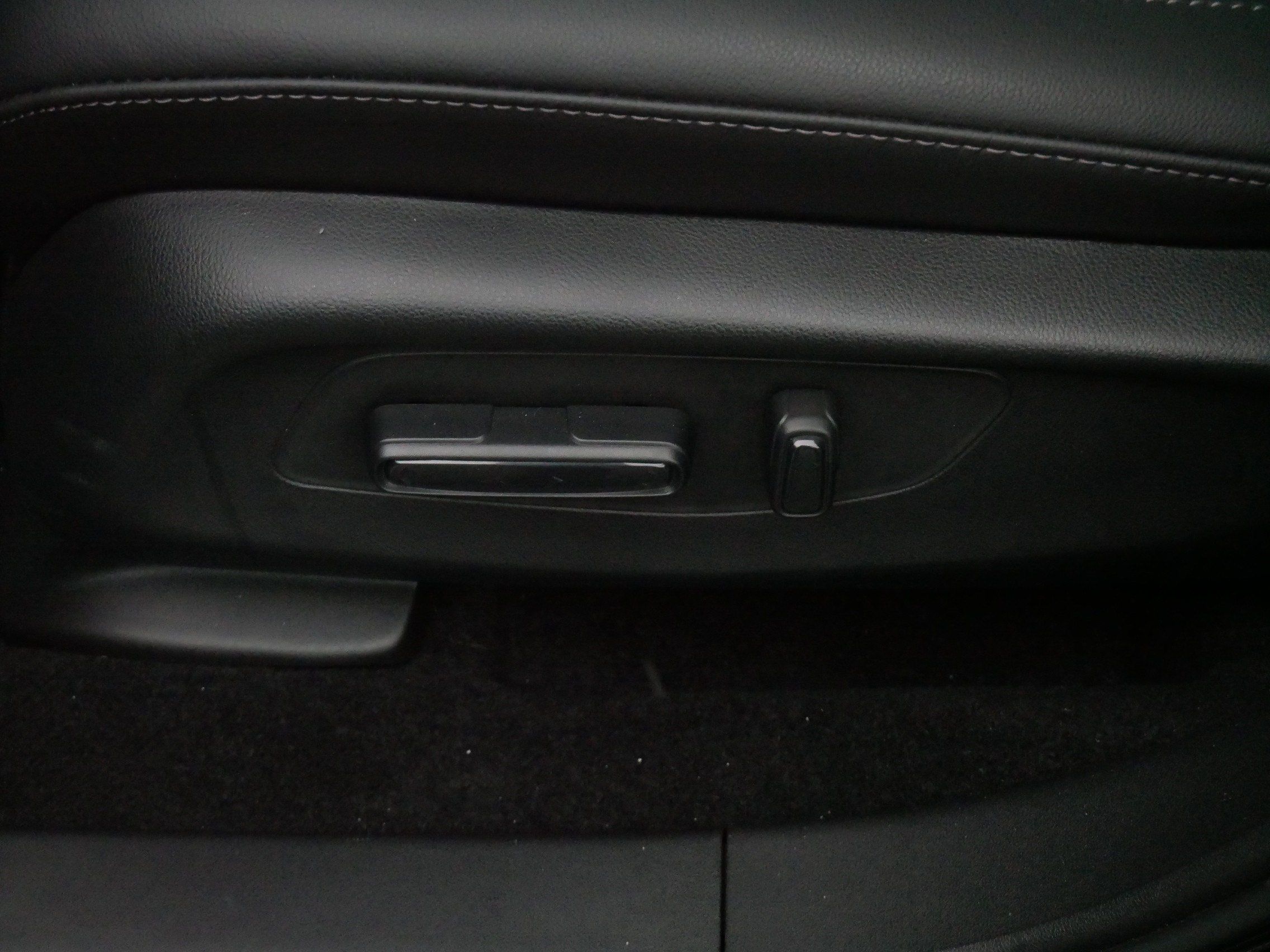 Certified 2027 Honda HR-V EX-L image 21