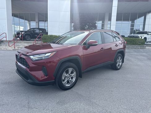 Certified 2024 Toyota RAV4 XLE AWD/4WD image 7