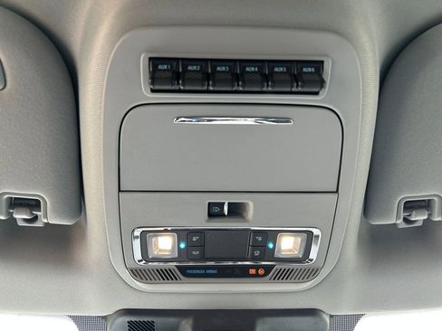 Used 2024 Ford F250 Lariat w/ Lariat Ultimate Package image 18