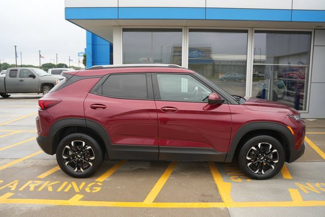 Used 2023 Chevrolet TrailBlazer LT w/ Convenience Package AWD/4WD image 30