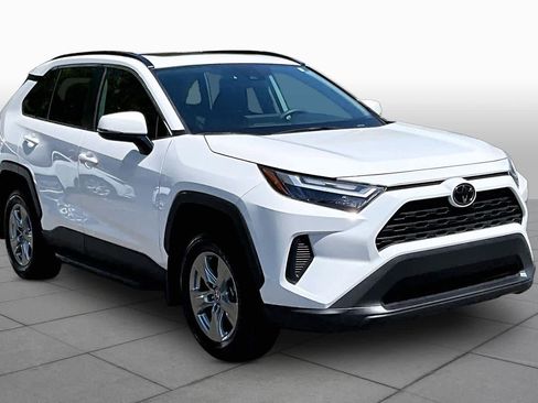 Used 2024 Toyota RAV4 XLE w/ Convenience Package FWD image 2