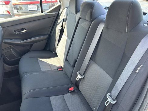 Used 2022 Nissan Sentra SV FWD image 15