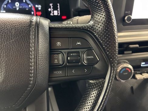 Used 2024 Toyota Tacoma SR5 AWD/4WD image 29