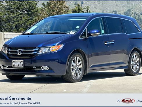 Used 2016 Honda Odyssey Touring image 1
