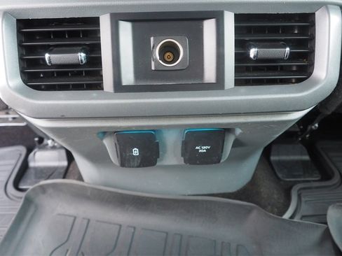 Used 2022 Ford F150 XLT w/ Equipment Group 302A High image 18