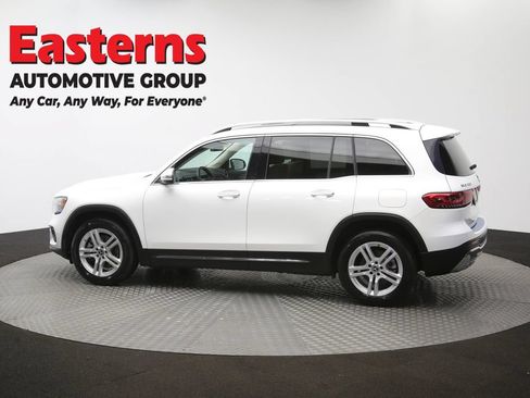 Used 2021 Mercedes-Benz GLB 250 4MATIC w/ Premium Package image 64