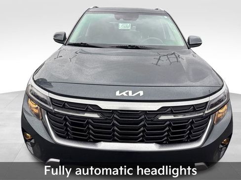 Used 2024 Kia Seltos S AWD/4WD image 11