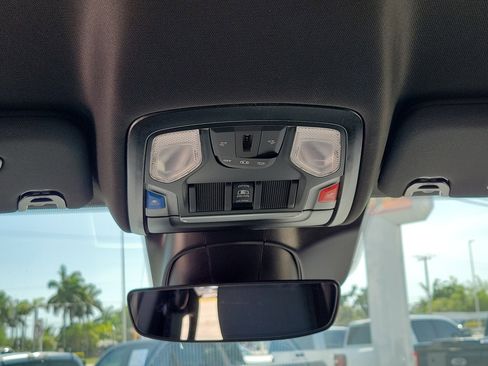 New 2026 RAM 2500 Big Horn AWD/4WD image 16
