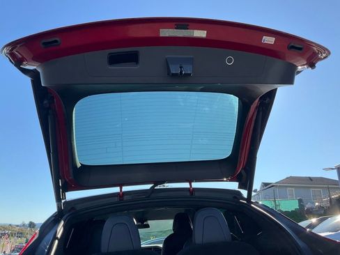 Used 2017 Tesla Model X 75D image 10