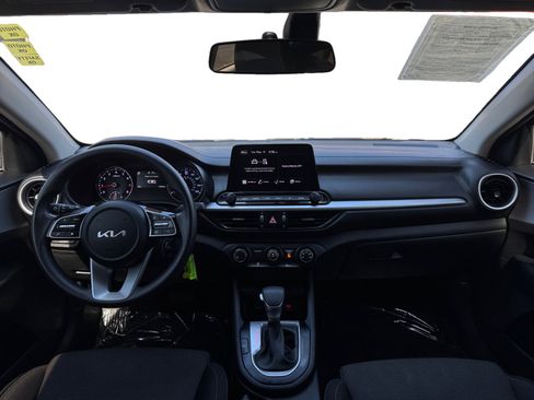 Used 2024 Kia Forte LXS FWD image 10