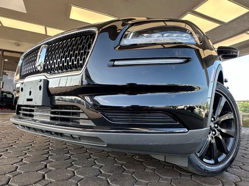 Used 2023 Lincoln Nautilus Reserve w/ Monochromatic Package AWD/4WD image 33