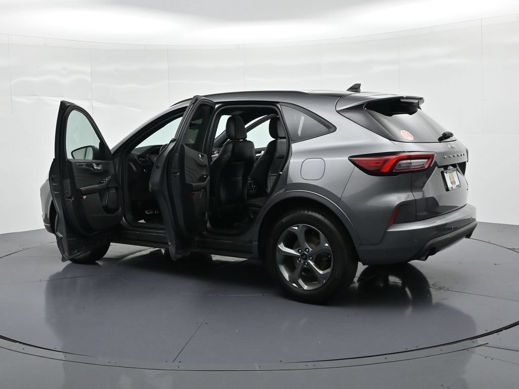 Used 2024 Ford Escape ST-Line w/ Tech Pack #1 AWD/4WD image 24