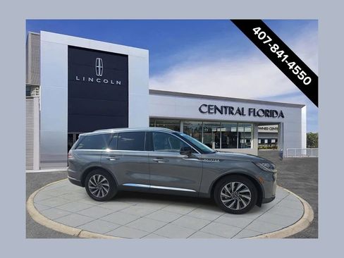 Used 2025 Lincoln Aviator 2WD image 1