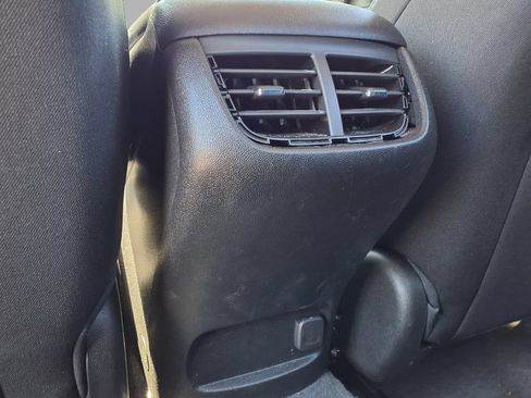 Used 2024 Chevrolet Malibu LT FWD image 21