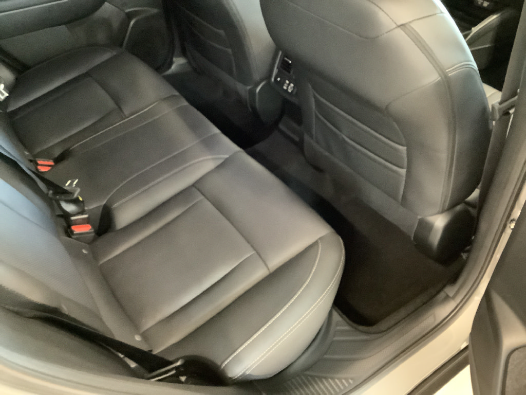 Used 2026 Subaru Outback Limited AWD/4WD image 25