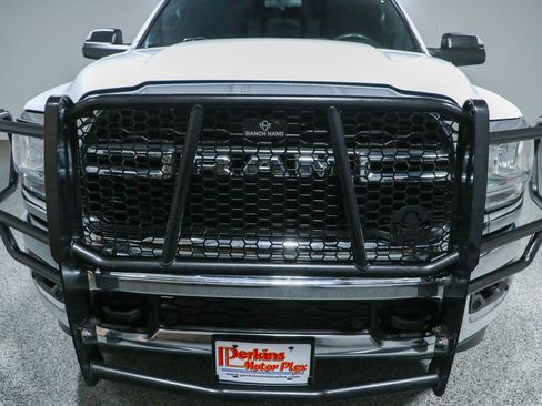Used 2022 RAM 2500 Tradesman AWD/4WD image 4