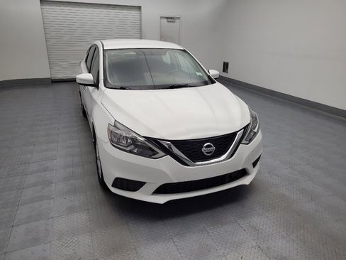 Used 2019 Nissan Sentra SV FWD image 14