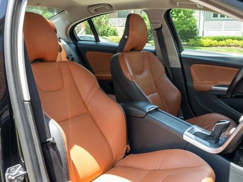 Used 2017 Volvo S60 T5 Inscription Platinum w/ Climate Package FWD image 41