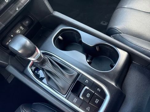 Used 2020 Hyundai Santa Fe SEL image 20