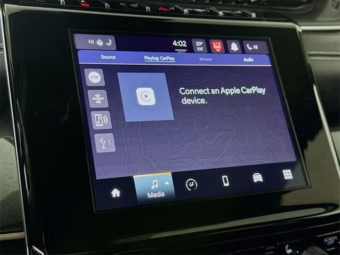 Used 2023 Jeep Grand Cherokee Altitude image 7