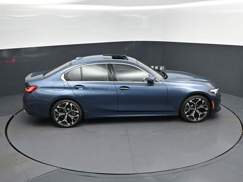 Certified 2025 BMW 330i Sedan RWD image 35