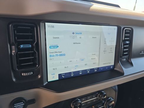 Used 2023 Ford Bronco Wildtrak image 10