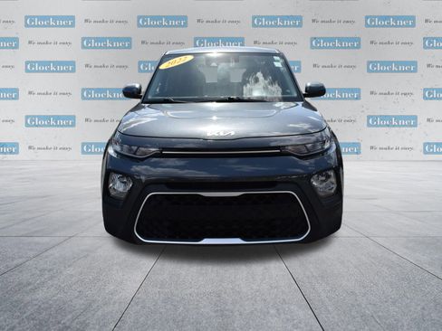 Used 2022 Kia Soul LX w/ Technology Package FWD image 2
