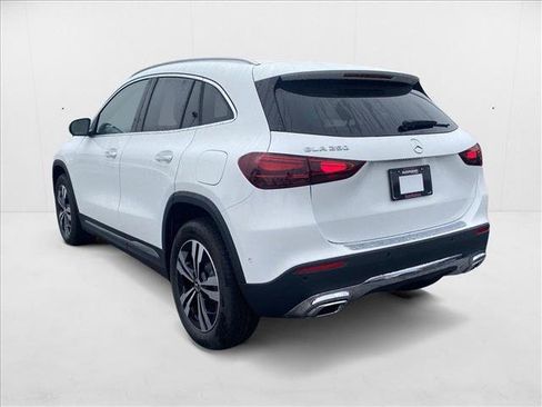 New 2025 Mercedes-Benz GLA 250 image 10