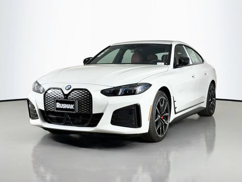 New 2026 BMW i4 eDrive40 w/ M Sport Package RWD image 3