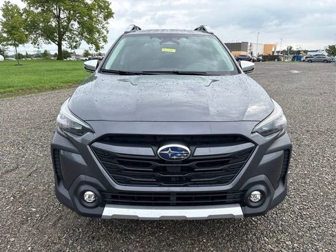 Used 2023 Subaru Outback Touring XT AWD/4WD image 2