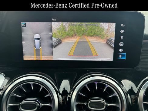 Certified 2023 Mercedes-Benz GLB 250 4MATIC image 13