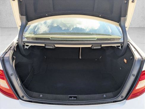 Used 2011 Mercedes-Benz C 300 Sport image 19