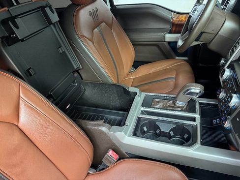 Used 2018 Ford F150 King Ranch image 31