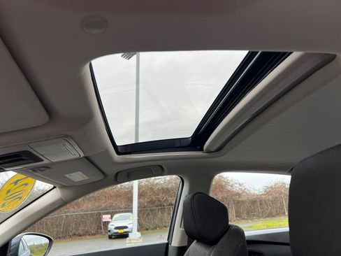 Used 2024 Honda Accord EX image 27