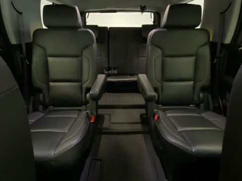 Used 2018 Chevrolet Tahoe Premier AWD/4WD image 40