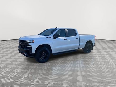 Used 2022 Chevrolet Silverado 1500 LT Trail Boss w/ Convenience Package II image 3