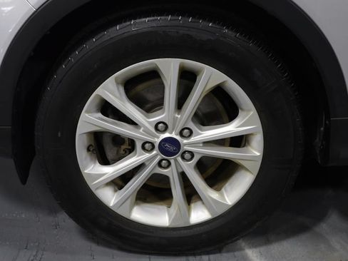 Used 2018 Ford Escape SE AWD/4WD image 35