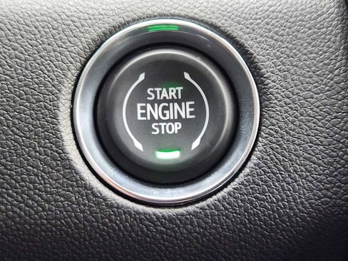 New 2026 GMC Acadia Denali w/ Super Cruise Package image 24