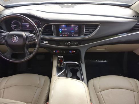 Used 2021 Buick Enclave Essence image 15