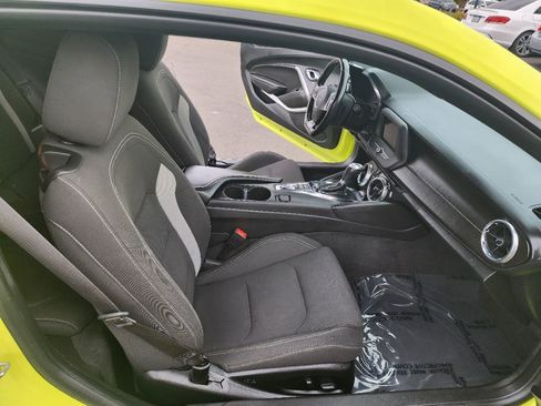 Used 2020 Chevrolet Camaro LT w/ RS Package image 13