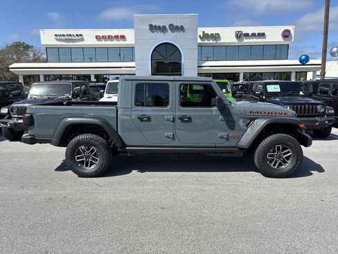 New 2026 Jeep Gladiator Mojave AWD/4WD image 4