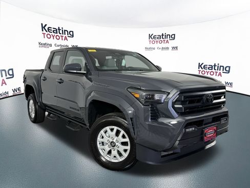 Certified 2025 Toyota Tacoma SR5 image 3