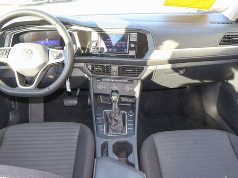 Used 2024 Volkswagen Jetta S image 10