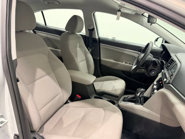 Used 2020 Hyundai Elantra SE FWD image 34