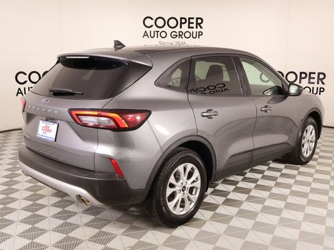 Used 2025 Ford Escape Active FWD image 19