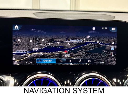 Used 2023 Mercedes-Benz EQB 300 4MATIC w/ Exclusive Package image 33