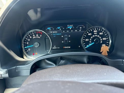 Used 2018 Ford F150 Lariat RWD image 6