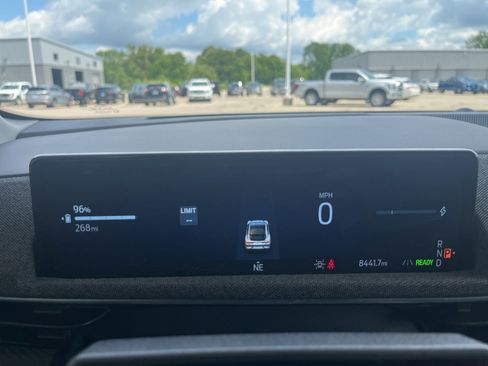 Used 2025 Ford Mustang Mach-E Premium AWD/4WD image 20
