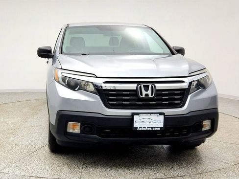 Used 2017 Honda Ridgeline RT image 2