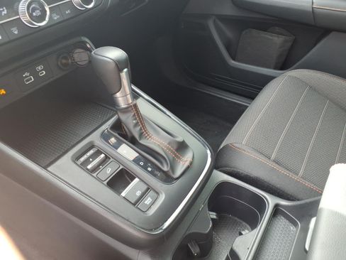 Used 2025 Honda CR-V Sport image 18